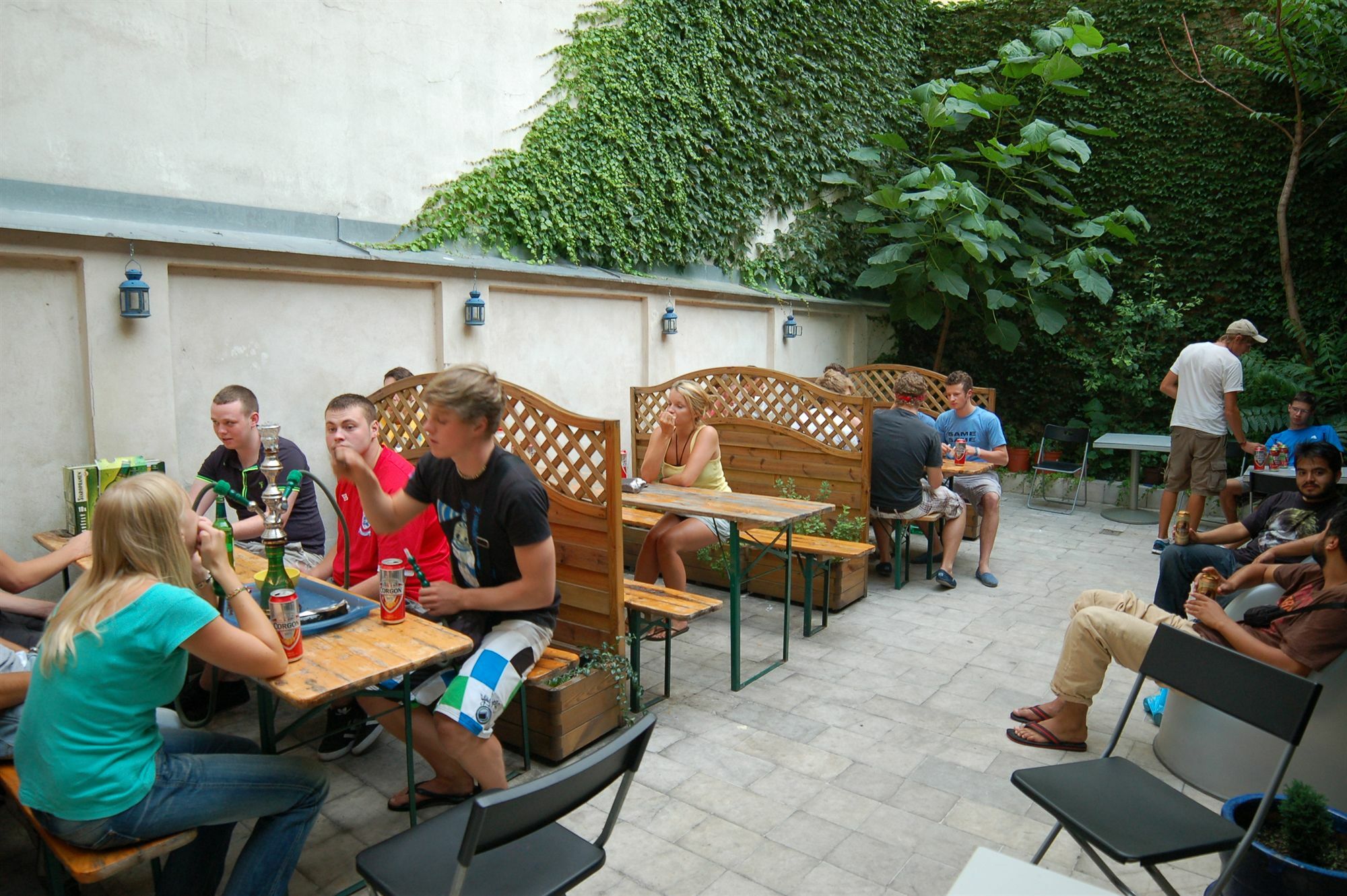 Patio Hostel Bratislava Exterior foto